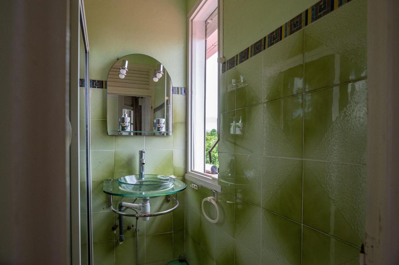 Apartament Domaine Lyscelle Sainte-Rose Zewnętrze zdjęcie